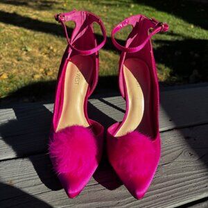 Nine West Pink Lucky Girl Pom Pom - New